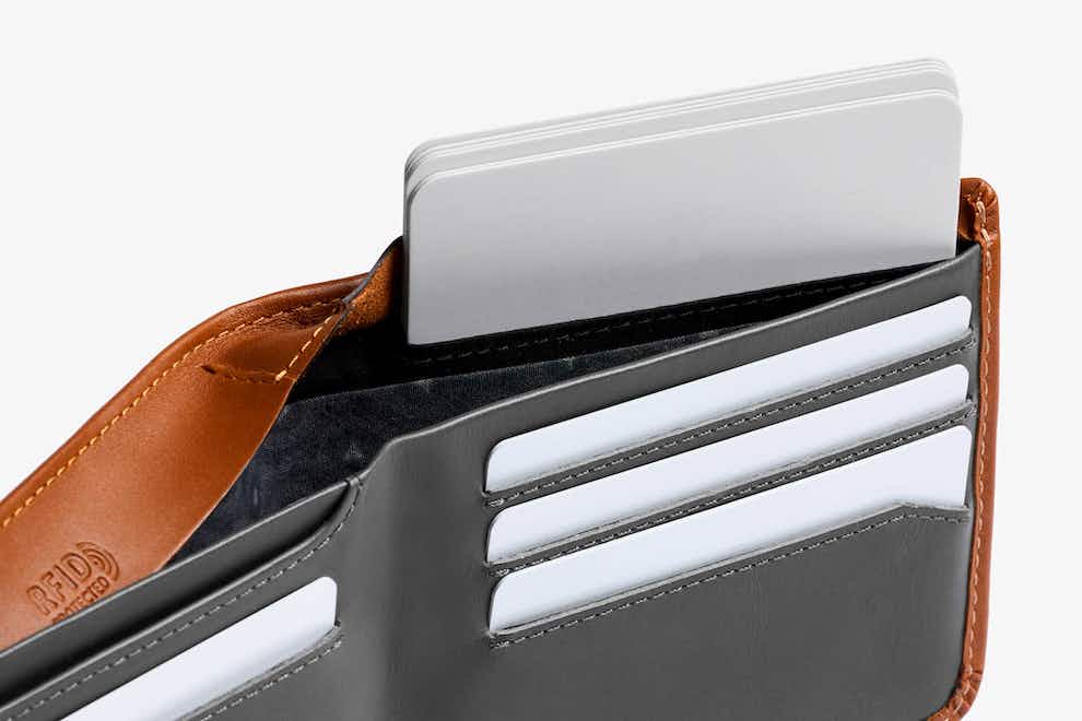 Bellroy Hide and Seek Wallet -Caramel