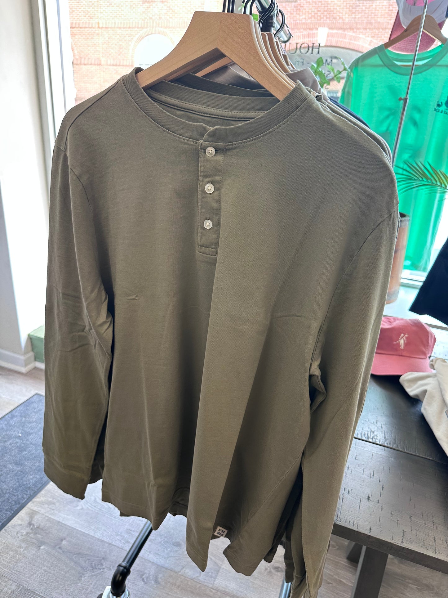 Fair harbor Sailtaire Henley -Olive