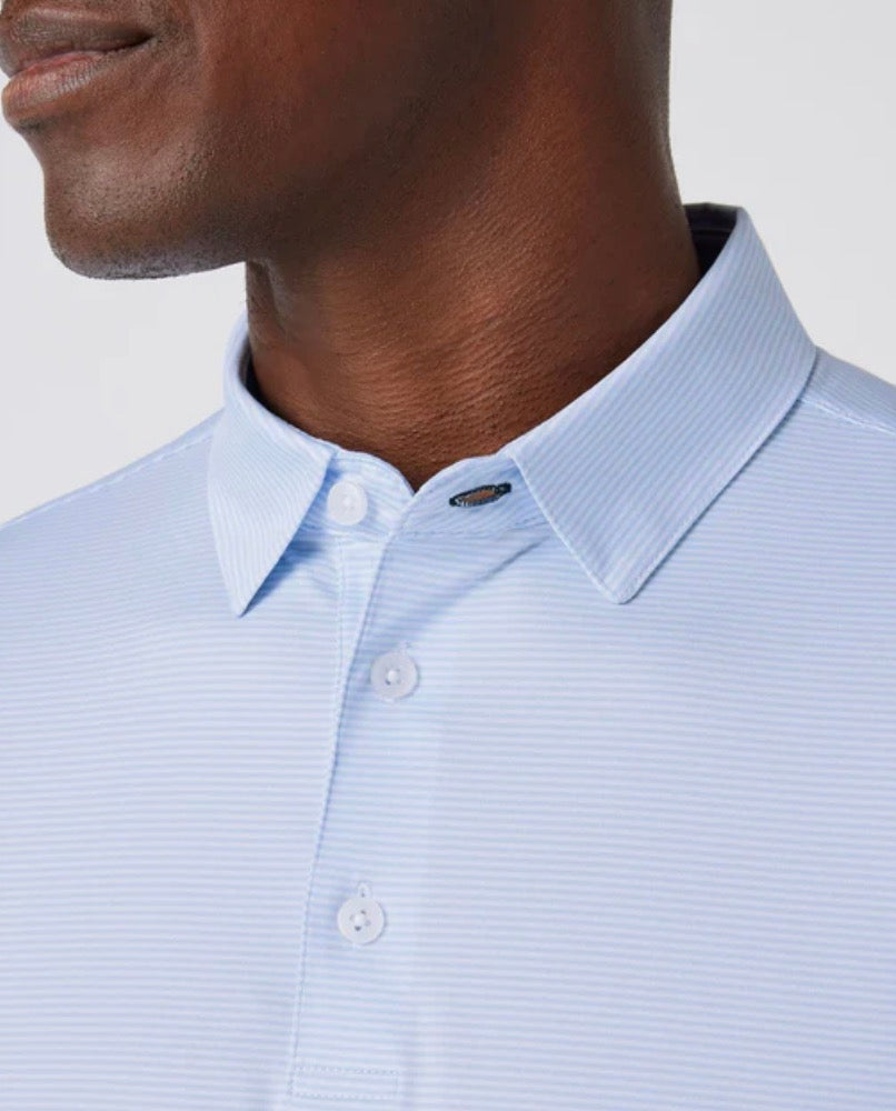 Mizzen & Main Versa Light Blue White Stripe Versa
